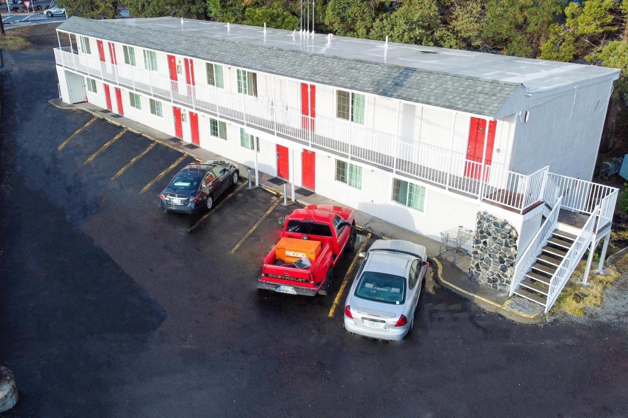 Budget Inn 本德 外观 照片
